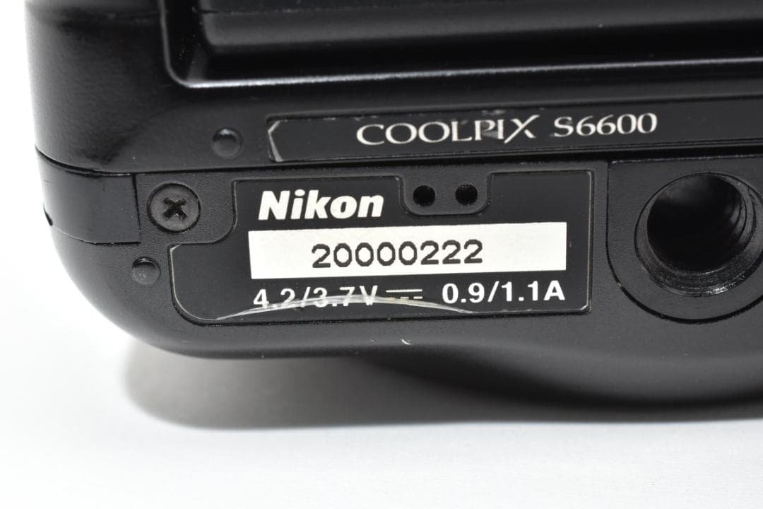 《 美品 》　ニコン　Nikon COOLPIX S6600 動作確認済み
