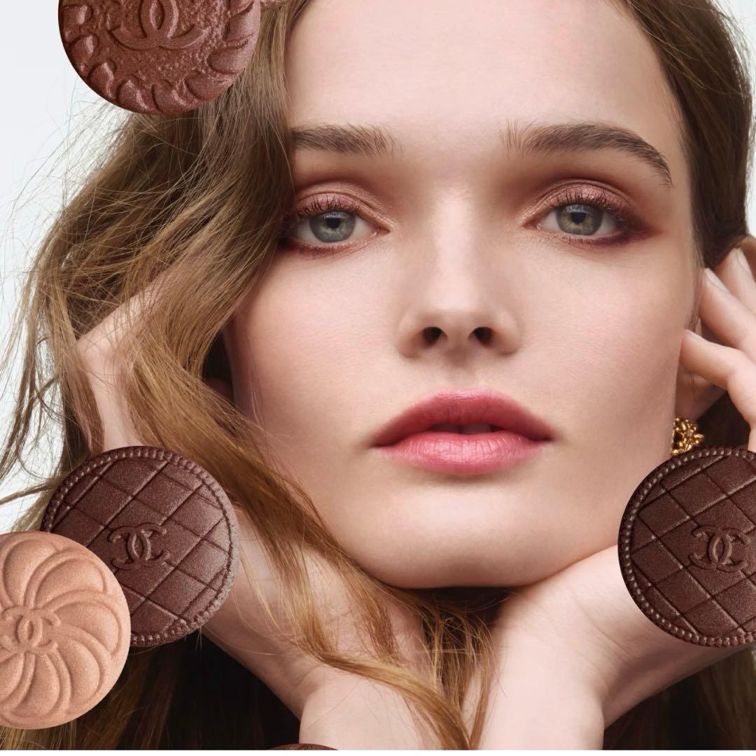 新品未使用　CHANEL アイシャドウ　219 ブトンクチュール