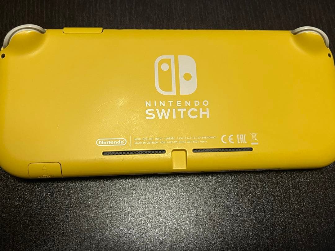 Nintendo Switch Lite イエロー 本体と充電器付き