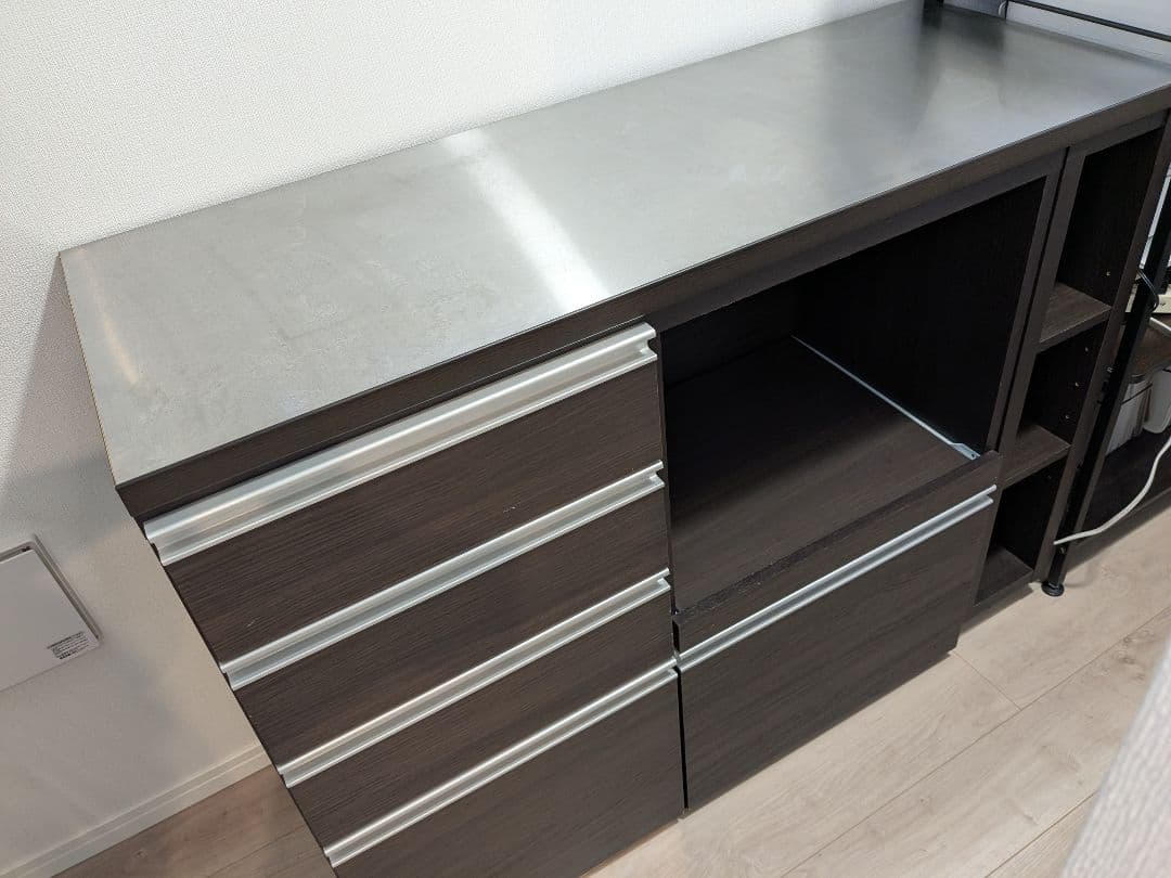 伸長式キッチン収納