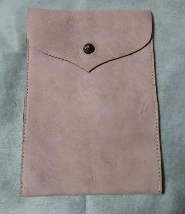 W*ル様 クロムハーツ ノベルティー 非売品 スウェード ポーチ