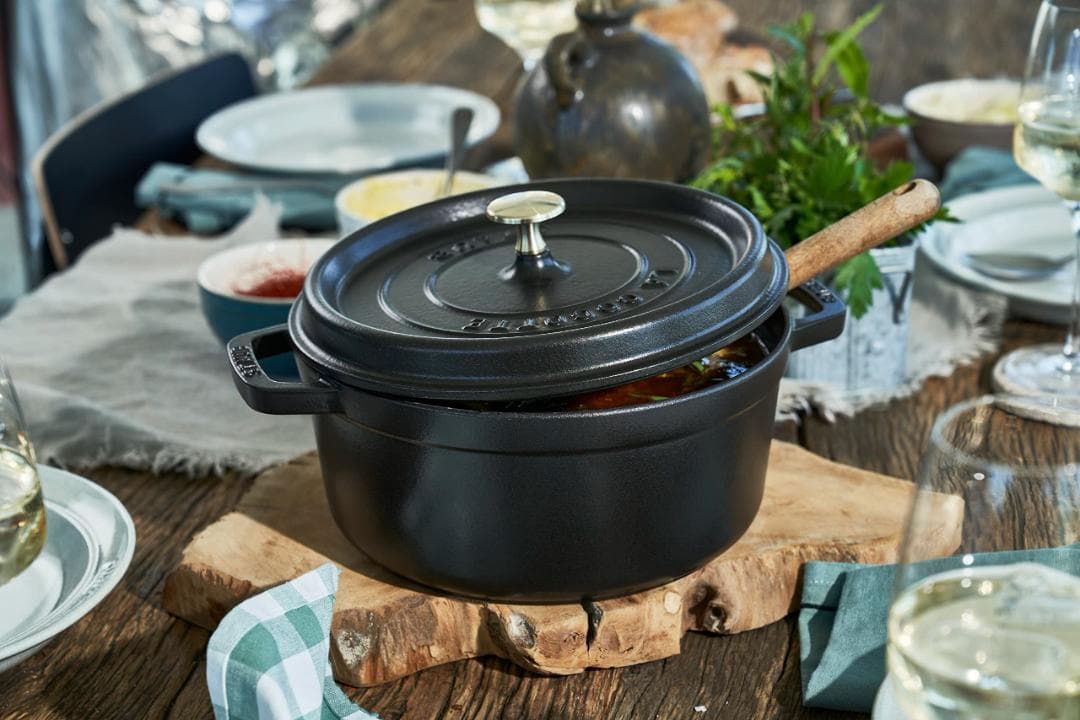 新品★STAUB ストウブ ピコ ココット ラウンド　16cm　ブラック