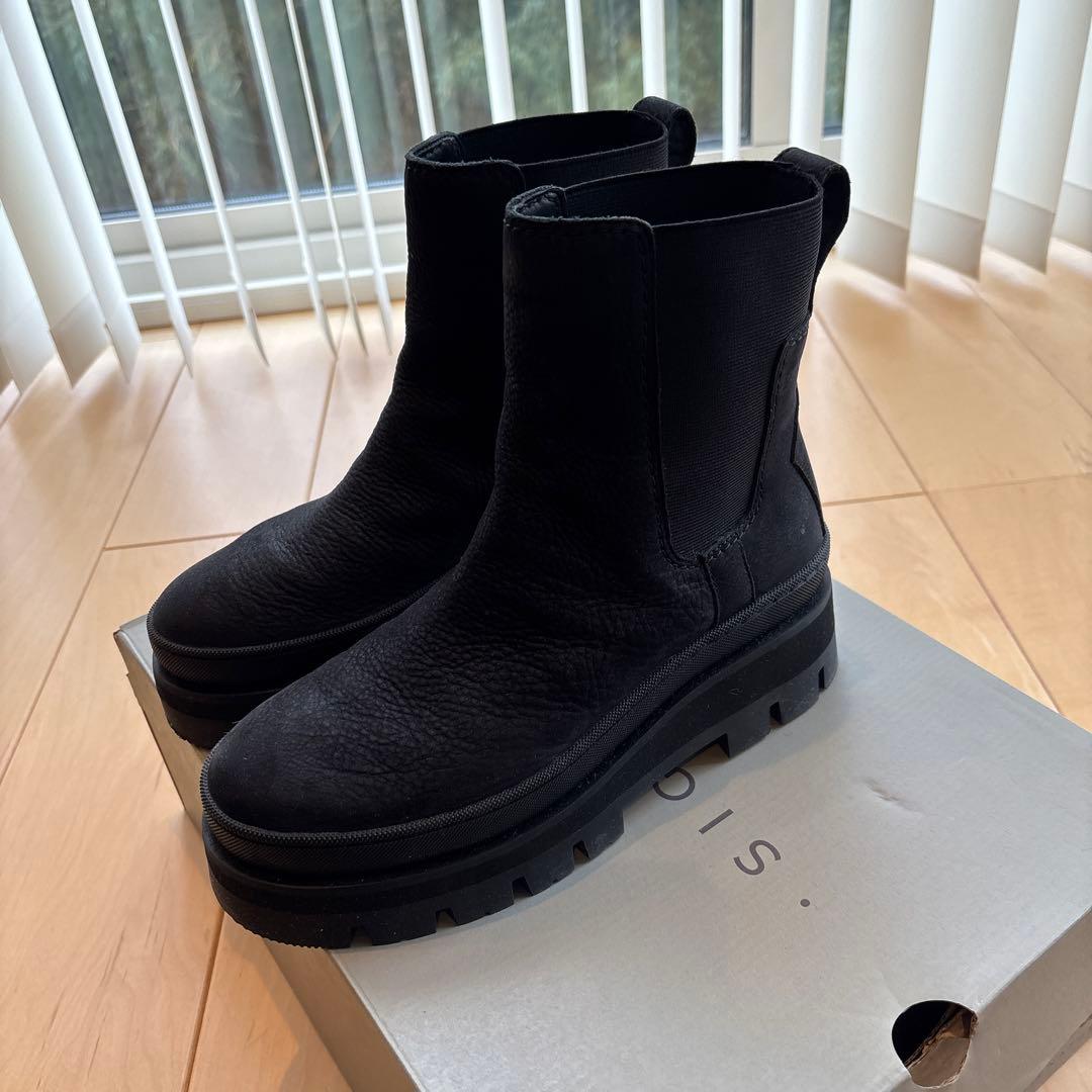 クラークス厚底ブーツ24.5 39ヌバック黒