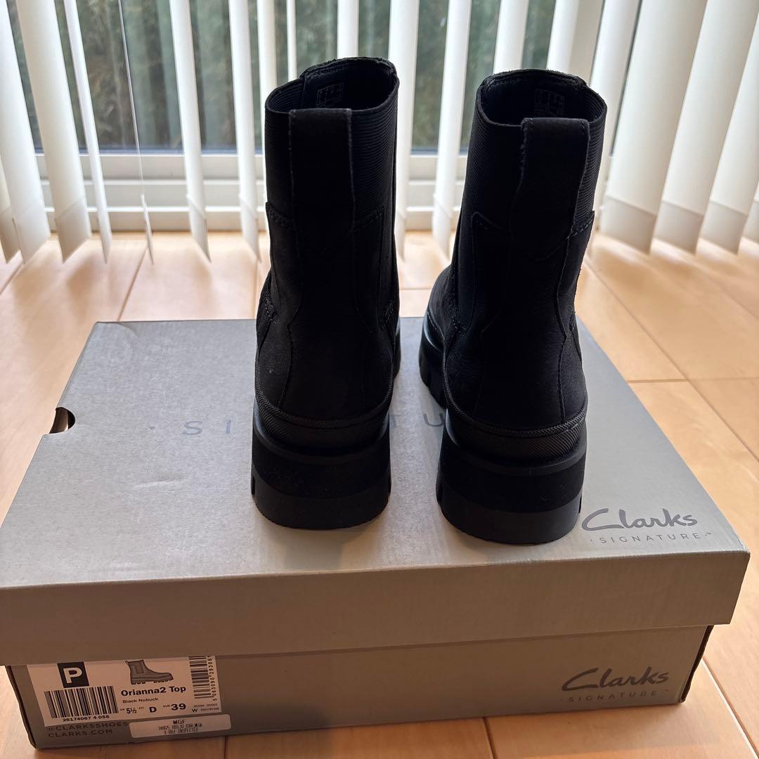 クラークス厚底ブーツ24.5 39ヌバック黒