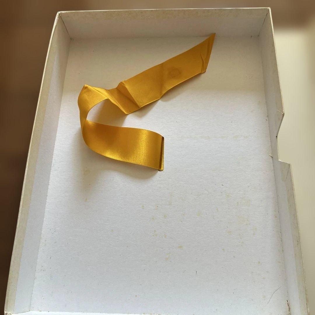 √5 TAKAHIRO UEMURA 美容師