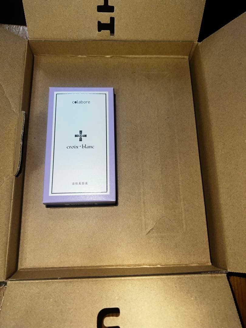 colabore croix blanc 美容液