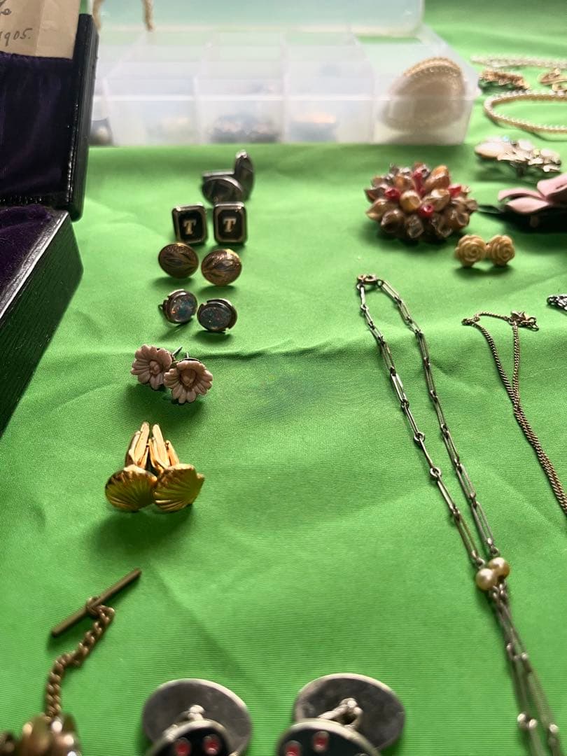 アンティーク　ジュエリーコレクション　70点以上