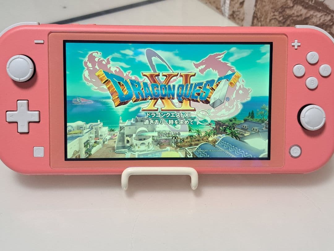 Nintendo Switch Lite　64GB メモリーカード 付き