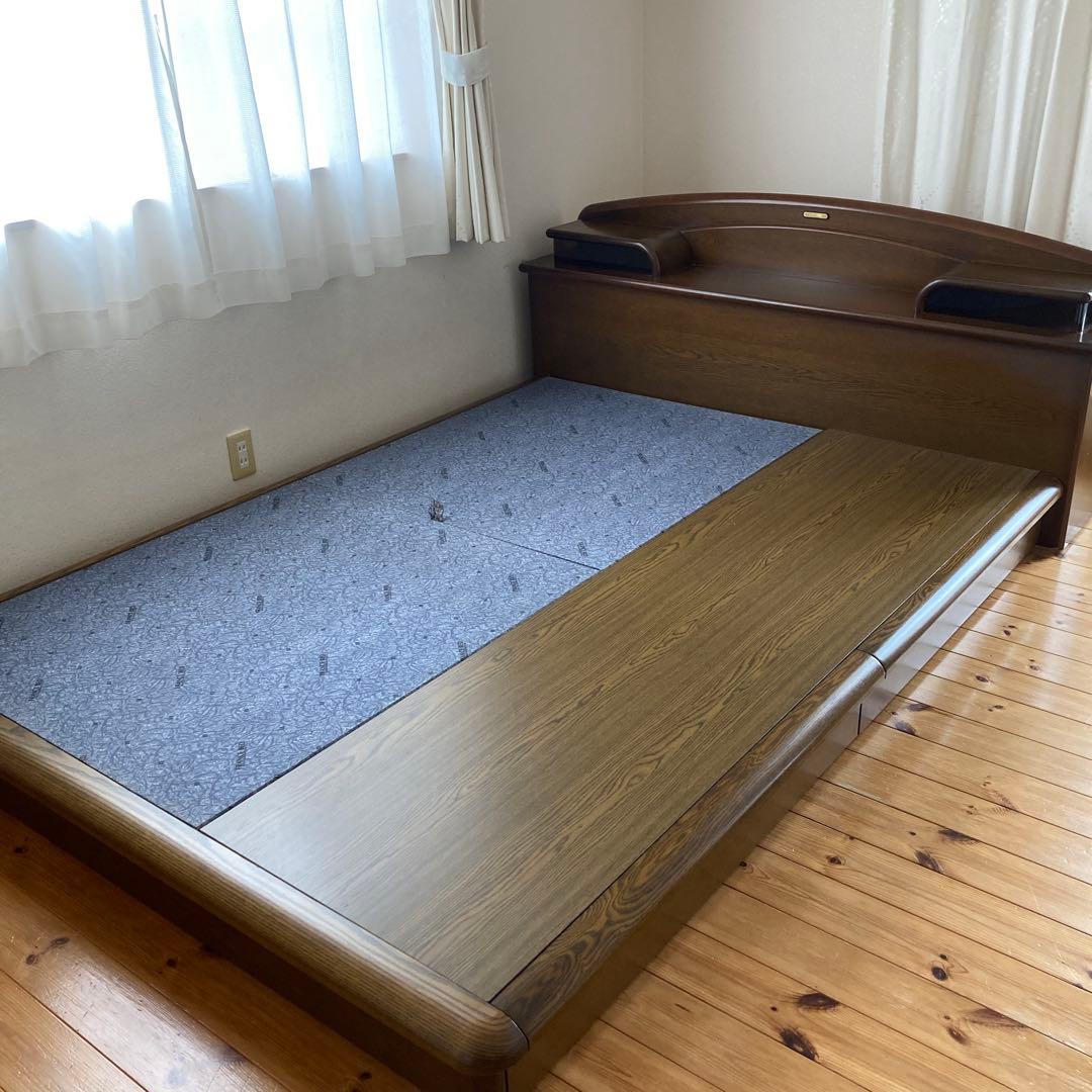 収納付きブラウンベッド　フランスベッドフレーム　クイーンサイズ