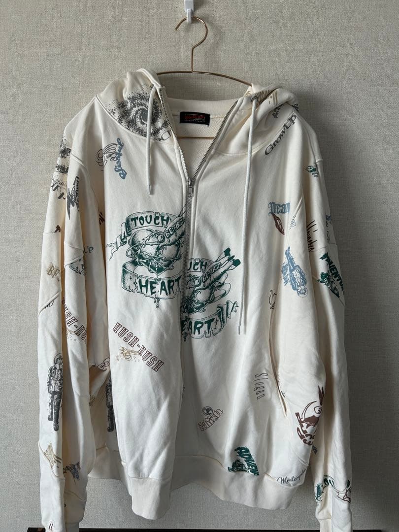 BE:FIRST パーカーLサイズ★