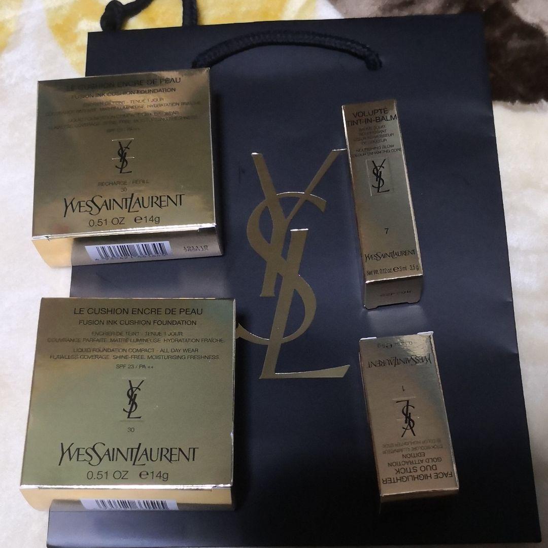 イヴ・サンローラン クッションファンデセット 値下げ中