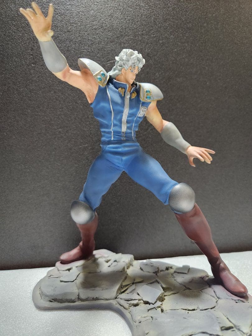 海洋堂　北斗の拳　芸術品スタチュー　ケンシロウ　ラオウ　レイ　プロ製作完成品