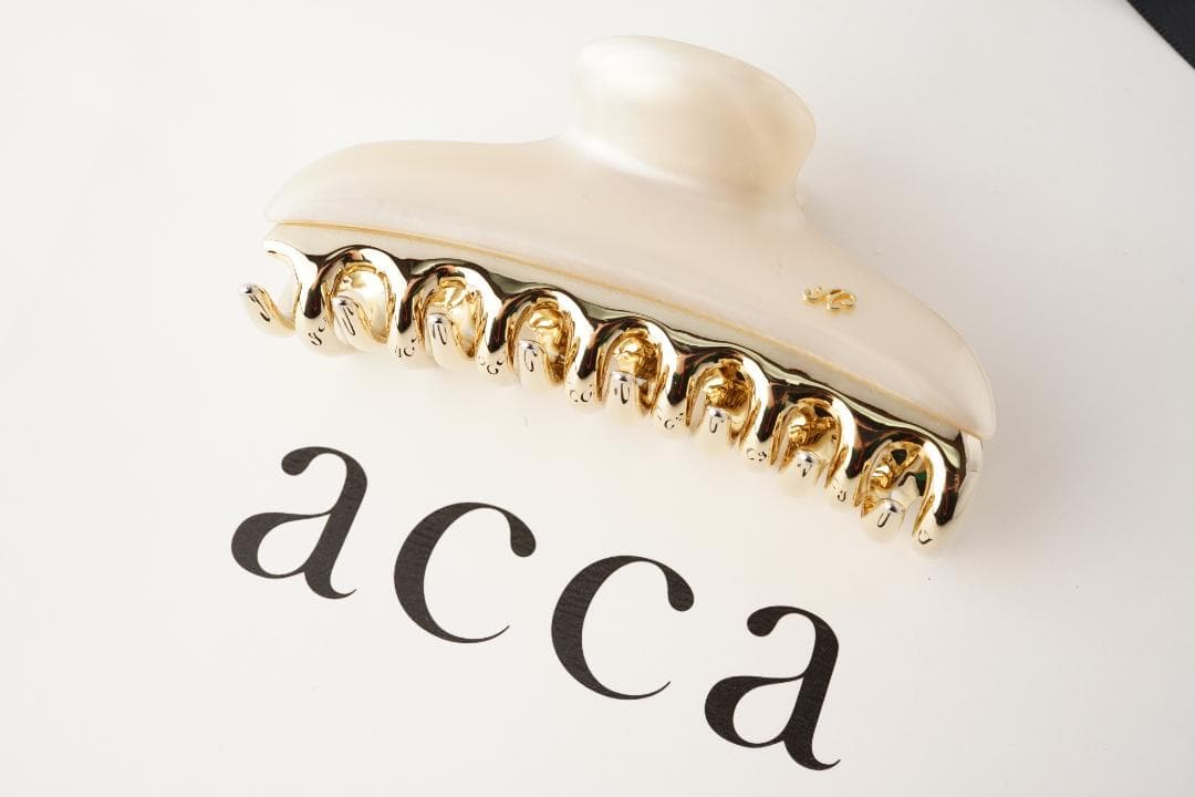 acca アッカ ヘアヘアクリップ ラージ 大 パールホワイトベージュ＆ゴールド