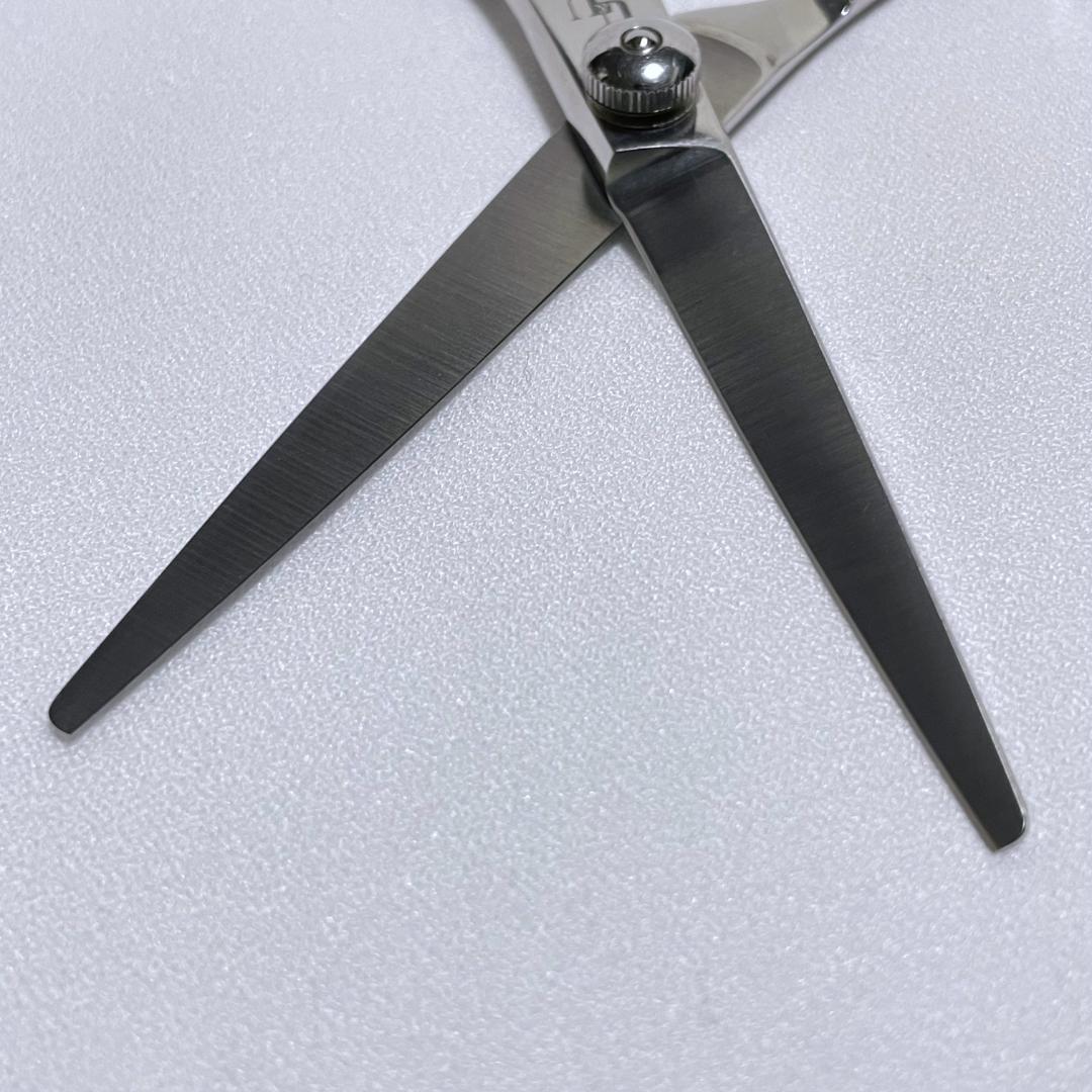 定価3.5万相当 内海 UTSUMI シザー セニング セット 美容学生 練習用