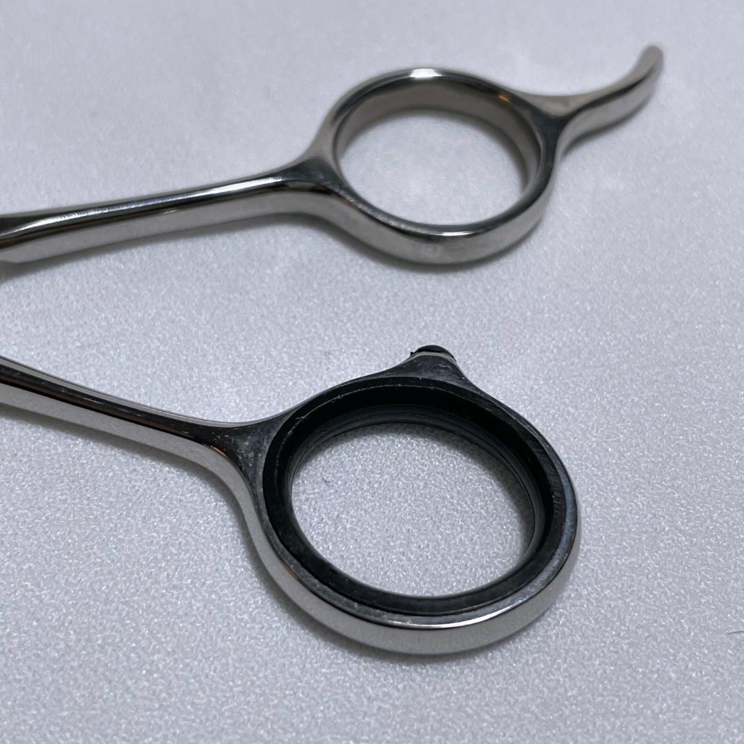 定価3.5万相当 内海 UTSUMI シザー セニング セット 美容学生 練習用