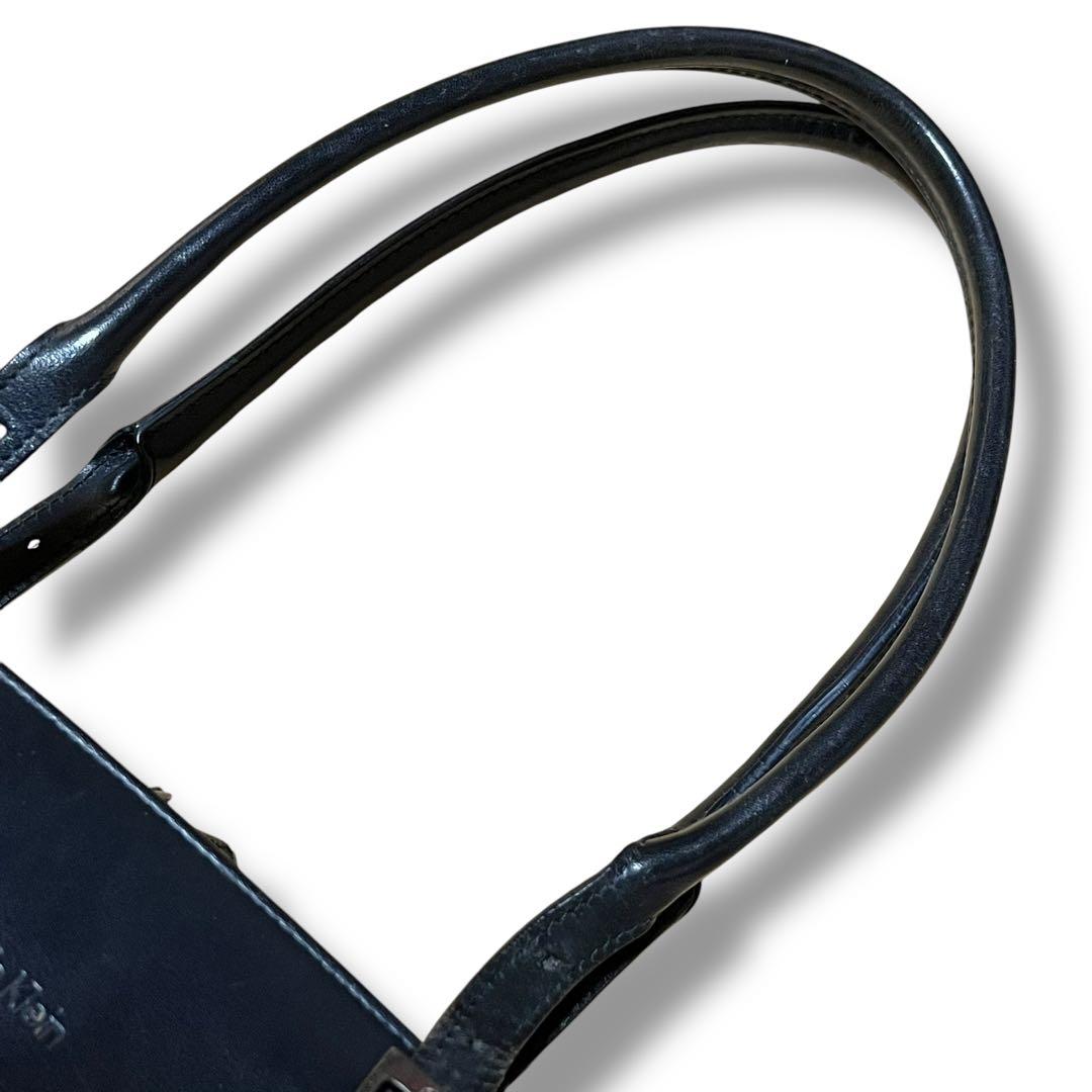 良品　カルバンクライン　ビジネスバッグ　A4 レザー　3層　ブラック　肩掛け