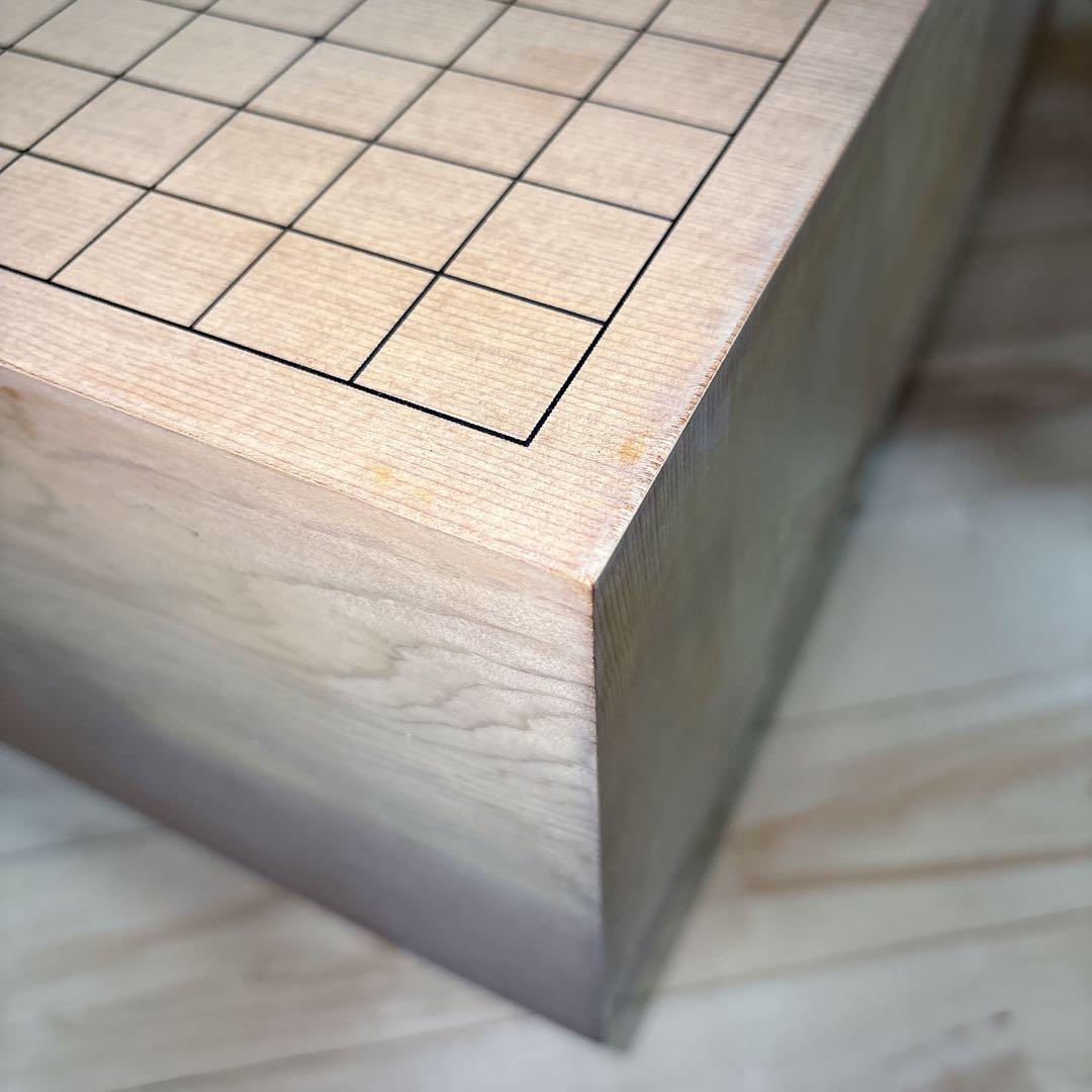 美品 碁盤 脚付き ヘソあり 天然木 厚さ17.3cm
