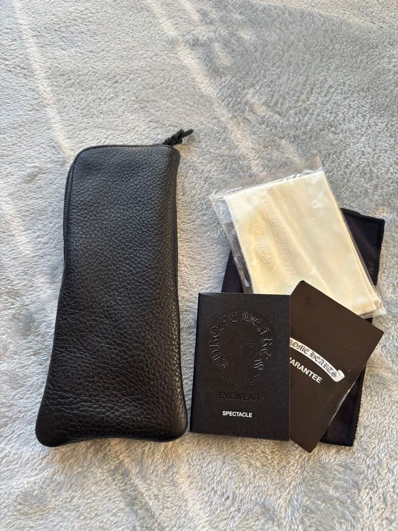 クロムハーツ黒いレザー メガネケース　　美品