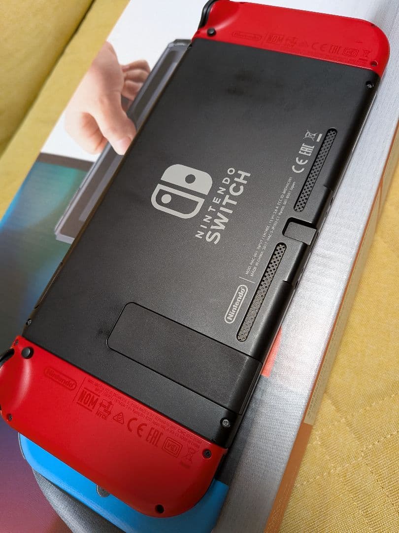 Nintendo Switch 本体 2017年製 SDカード付（128GB）