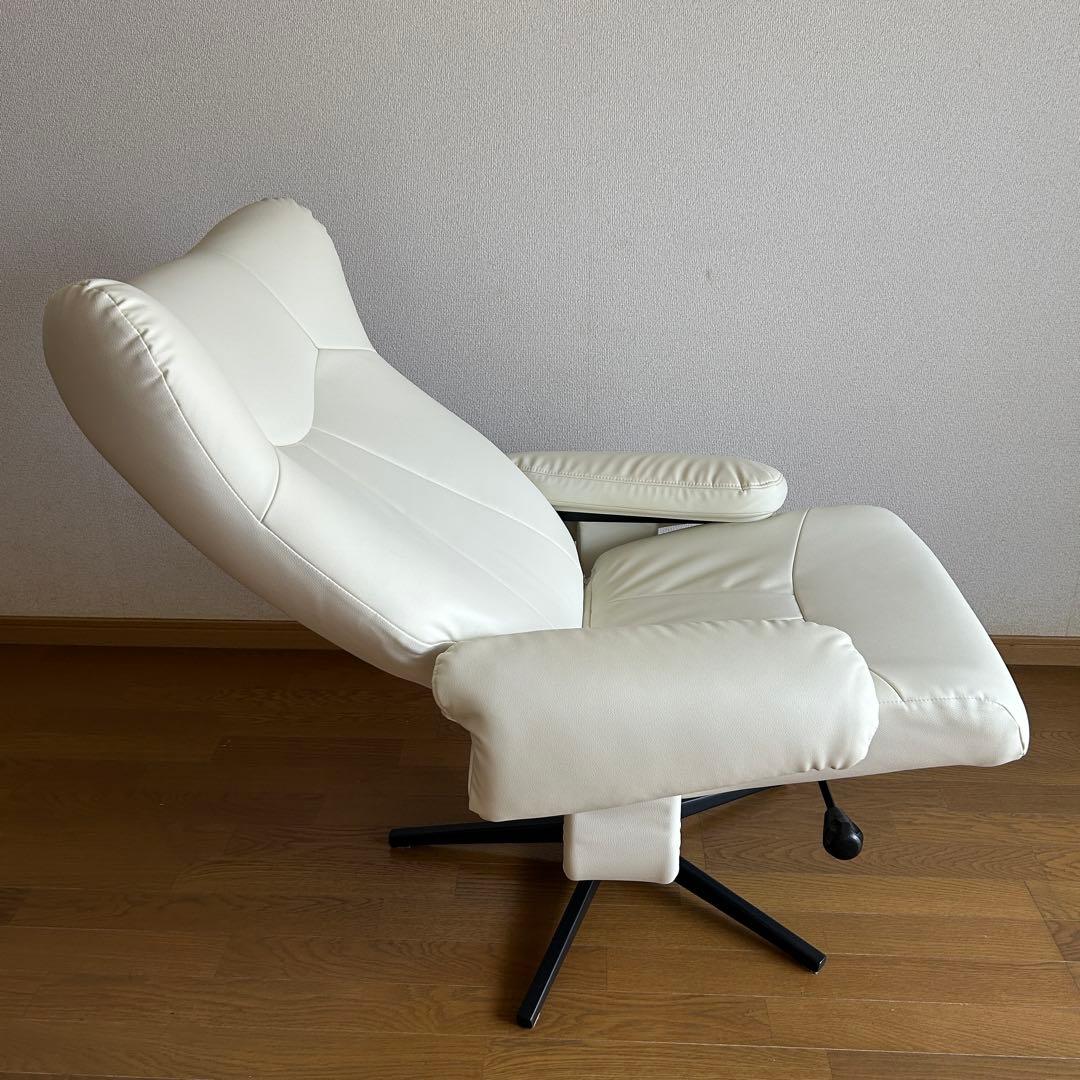 ニトリ　傷・汚れに強い合成皮革 リクライニングパーソナルチェアNシールド