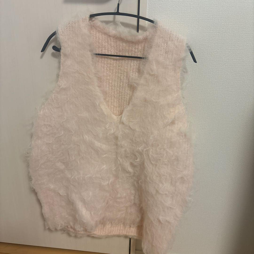 【美品】Pois ノースリーブVネックニットベスト