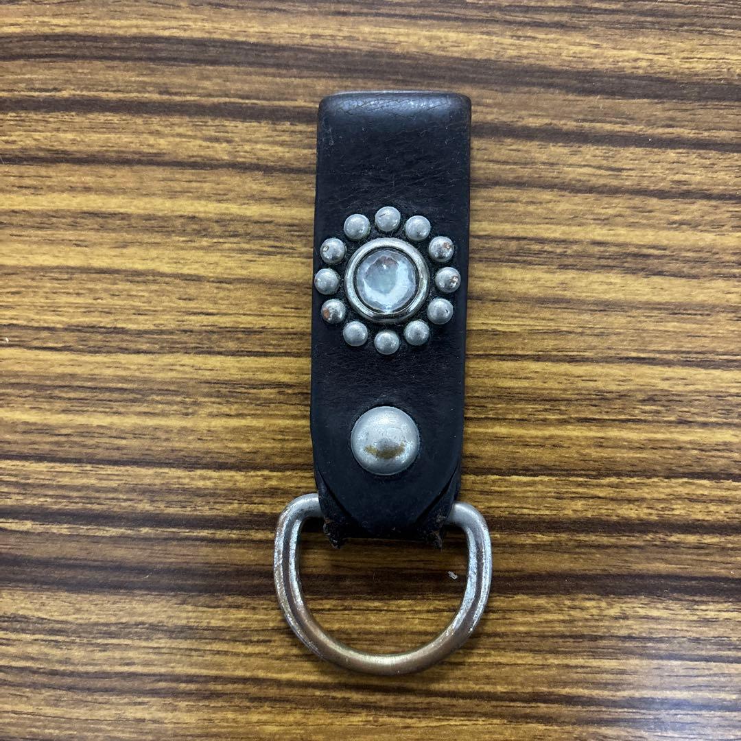 ウルフズヘッド　スタッズ　WOLF'S HEAD 黒レザーキーホルダー