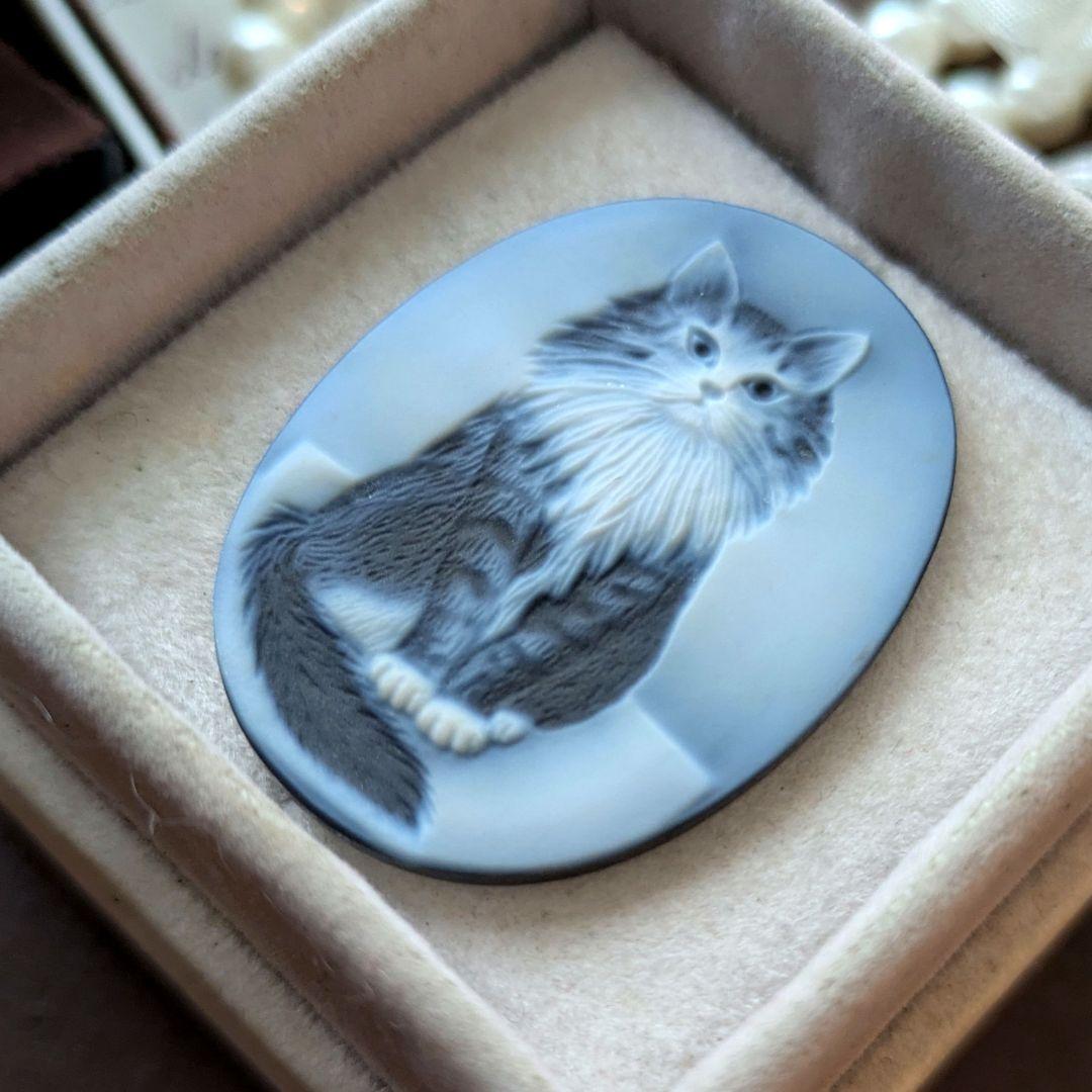 ドイツ CAMEO ストーン メノウ カメオ ルース 猫 メインクーン ブローチ