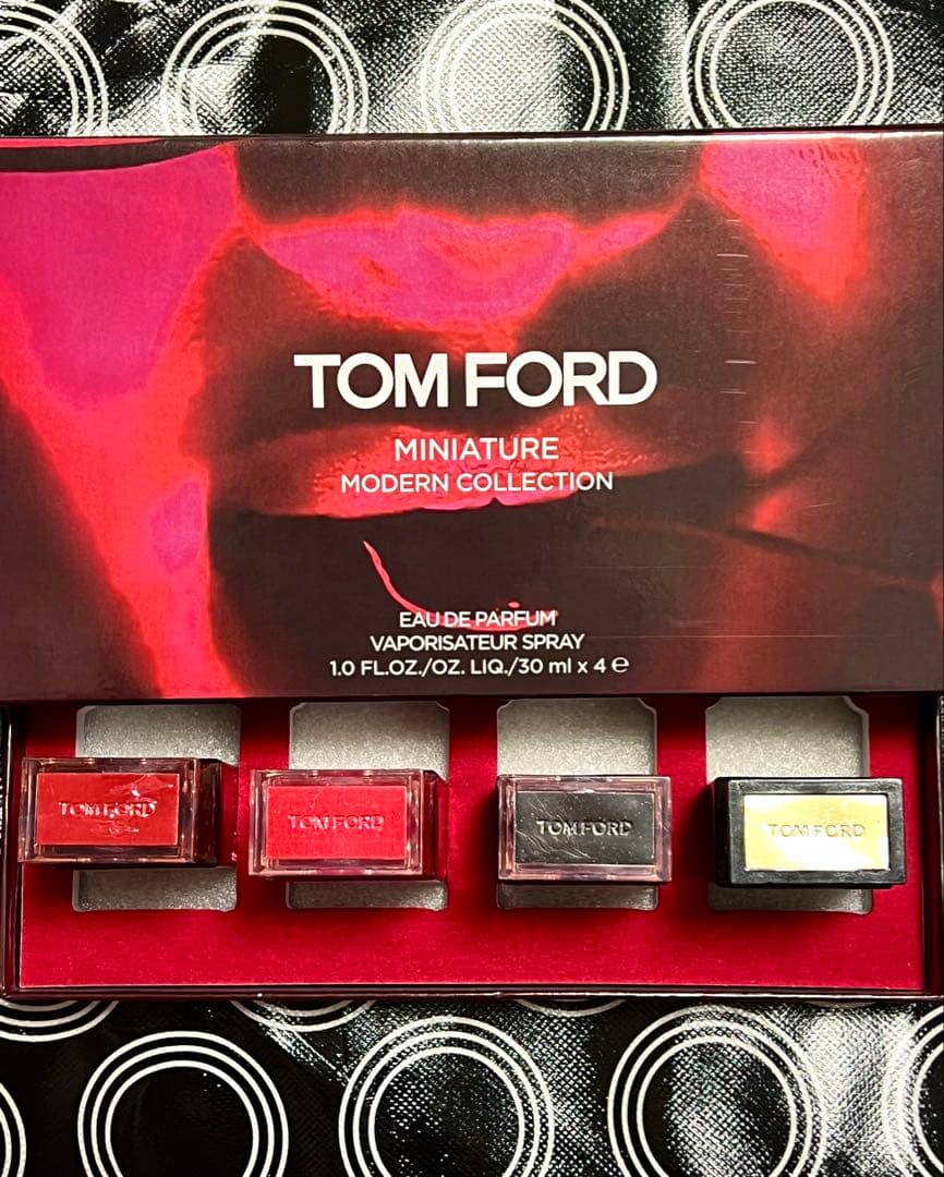 TOM FORD ミニチュアセット COLLECTION 4本セット