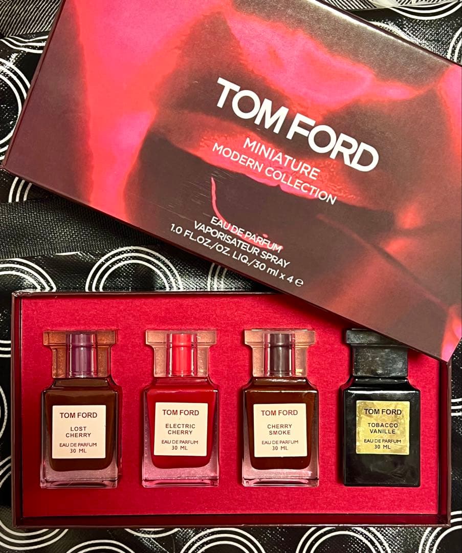 TOM FORD ミニチュアセット COLLECTION 4本セット