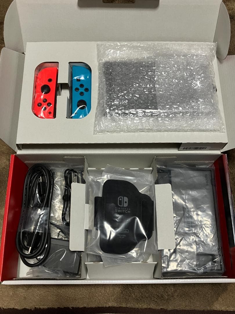 【極美品】新型 Switch 本体 ネオンブルー・ネオンレッド + Ring