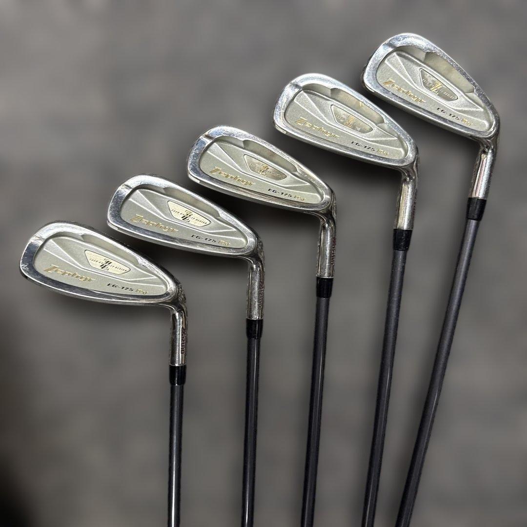 【レディース】ゴルフセット　キャディバッグ　　ドライバー　アイアン　パター