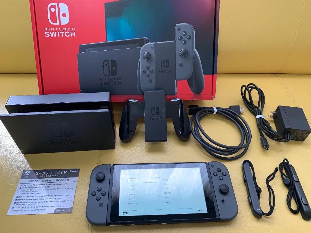 任天堂 SWITCH 新モデル グレー ◇使用極少◇ 美品