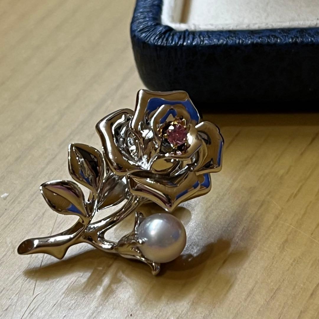 ミキモト クリスマス・チャリティ2013年 ピンブローチ