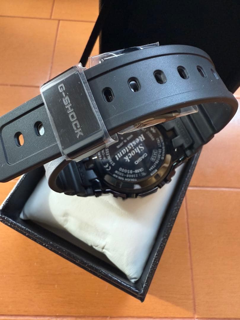 美品 CASIO G-SHOCK GMW-B5000G-1JF ソーラー電波
