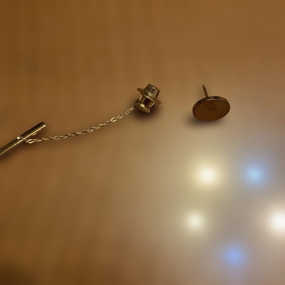 スティックタイプのネクタイピンK10