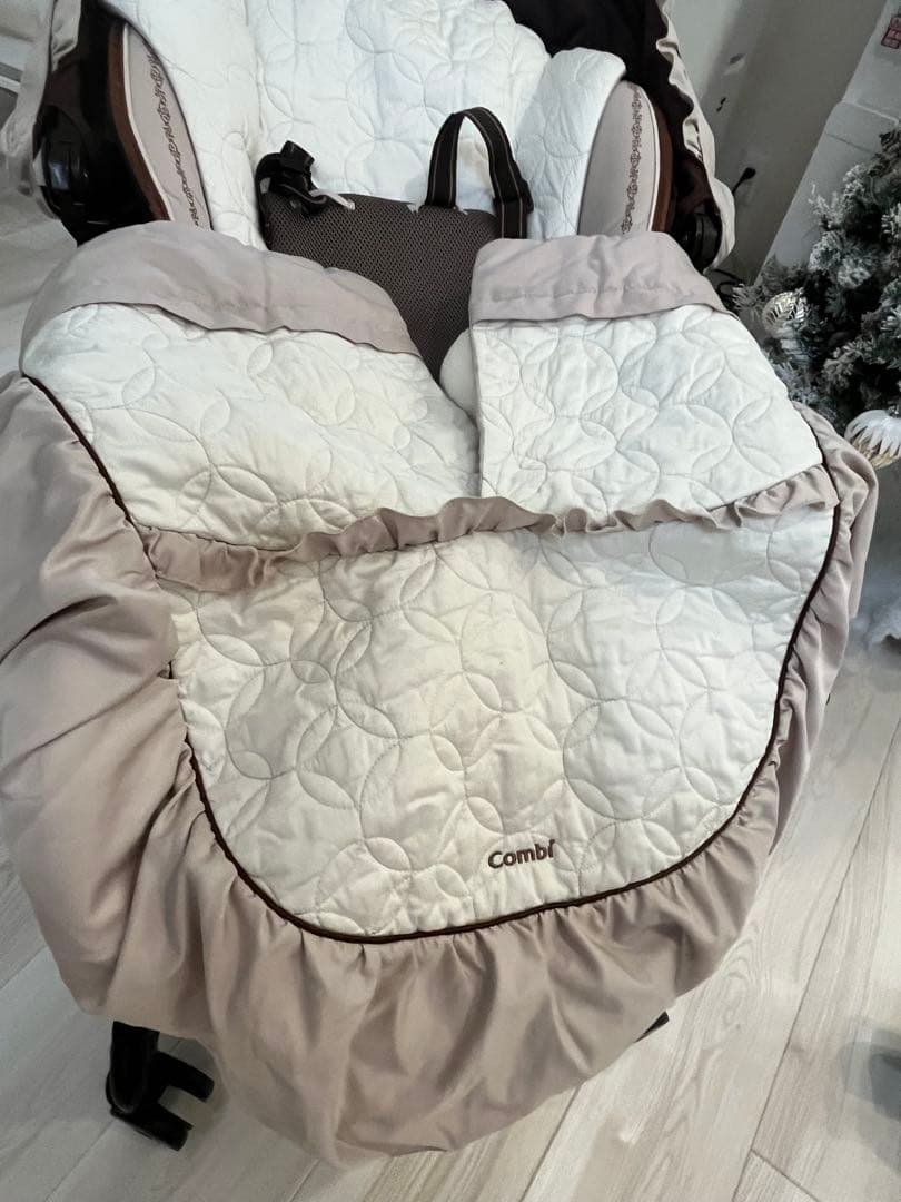 コンビ ハイローチェア　ネムリラ　オートスイングCWLネムリラATプレミアム