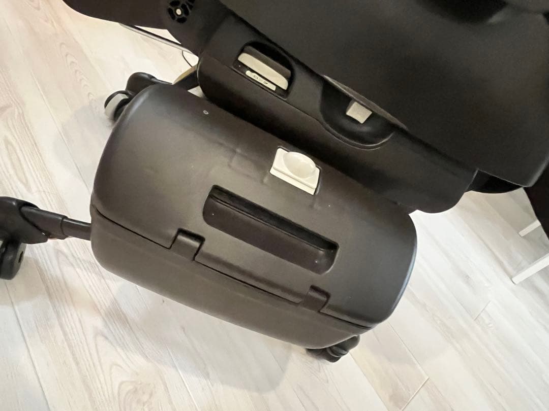 コンビ ハイローチェア　ネムリラ　オートスイングCWLネムリラATプレミアム