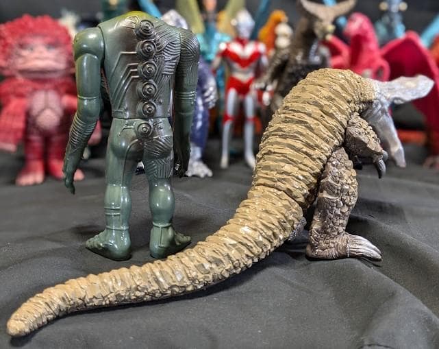 ウルトラマンパワード＆登場怪獣・宇宙人（バンダイ）ソフビコンプ18体セット