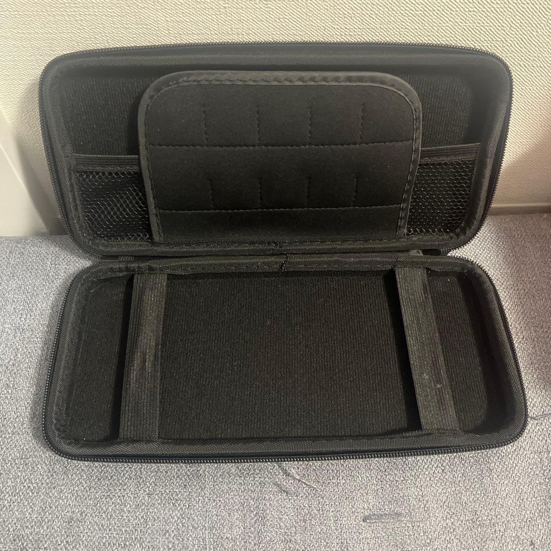 Nintendo Switch 本体 + Joy-Con充電グリップ 専用ケース