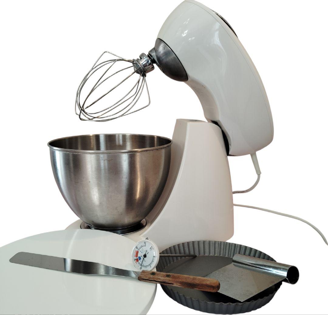 貝印　メランジュールロボ スタンドミキサー　おまけ付きスケッパー　タルト型