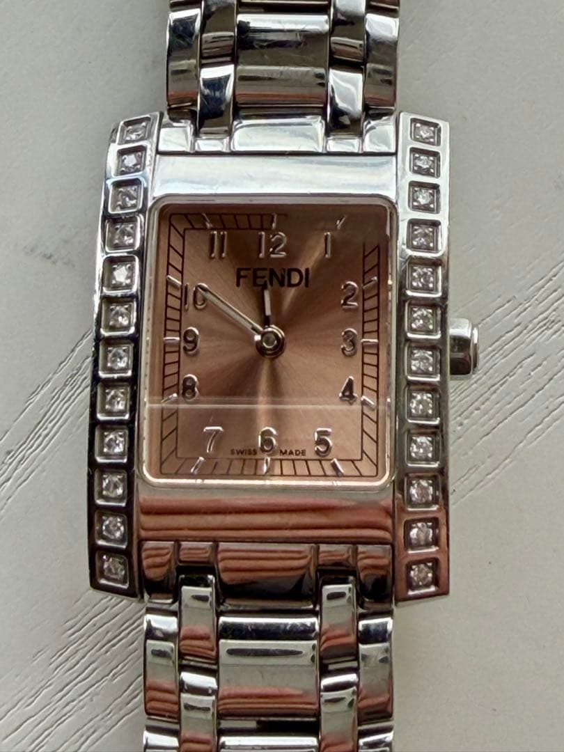 田*中様 FENDI スイス製 時計 ピンク文字盤