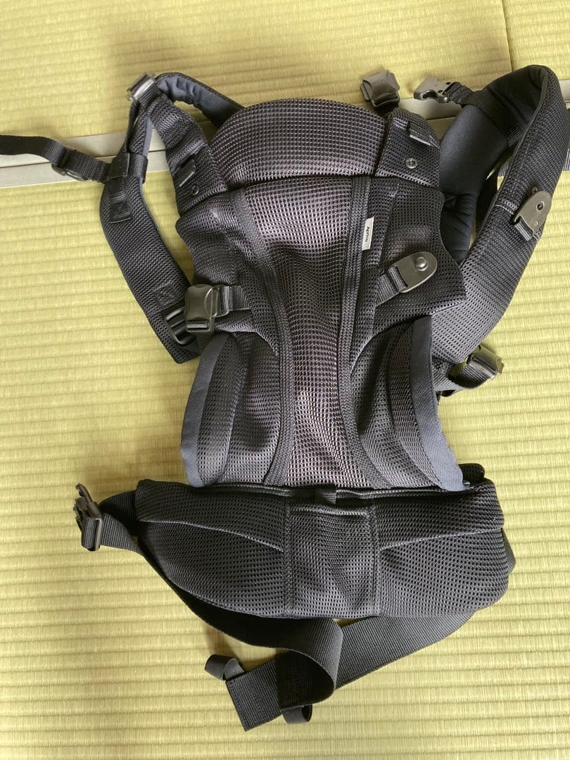 【美品】アプリカ　ラクリス　抱っこ紐
