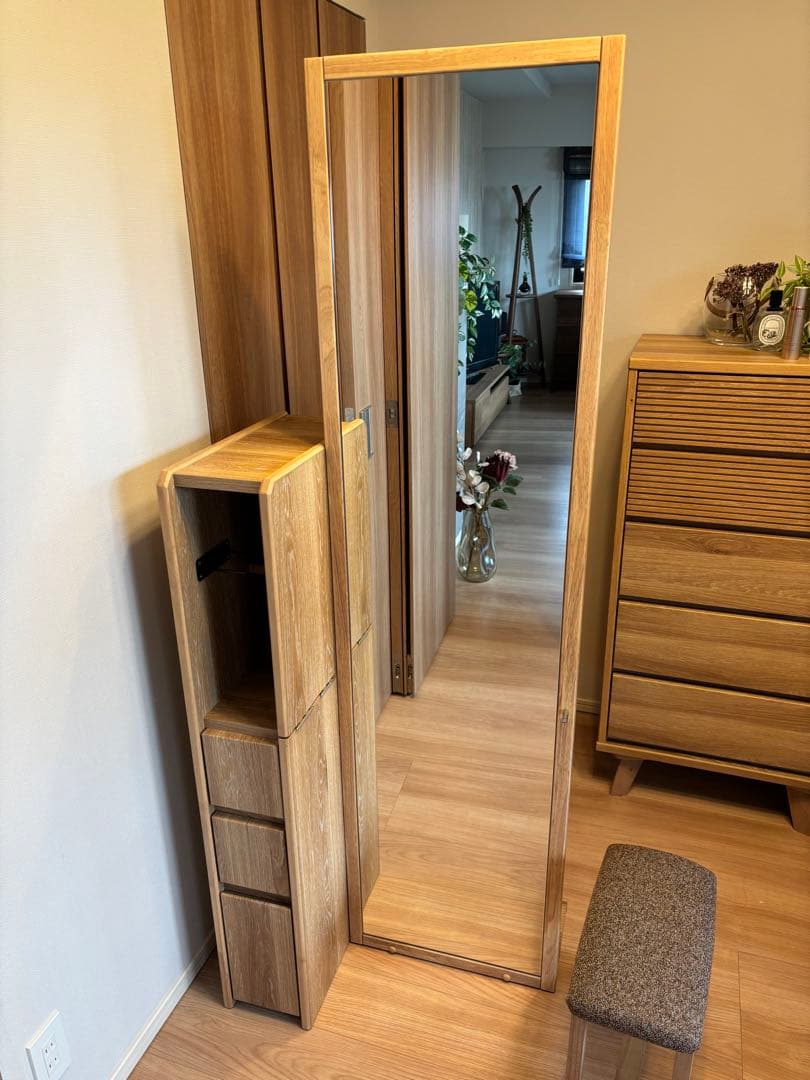 【美品】LIVING HOUSE 姿見ドレッサー 椅子付き