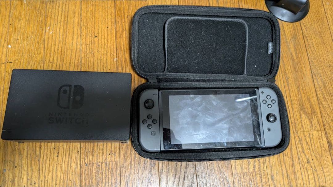 Nintendo Switch 本体 グレー ケース付き