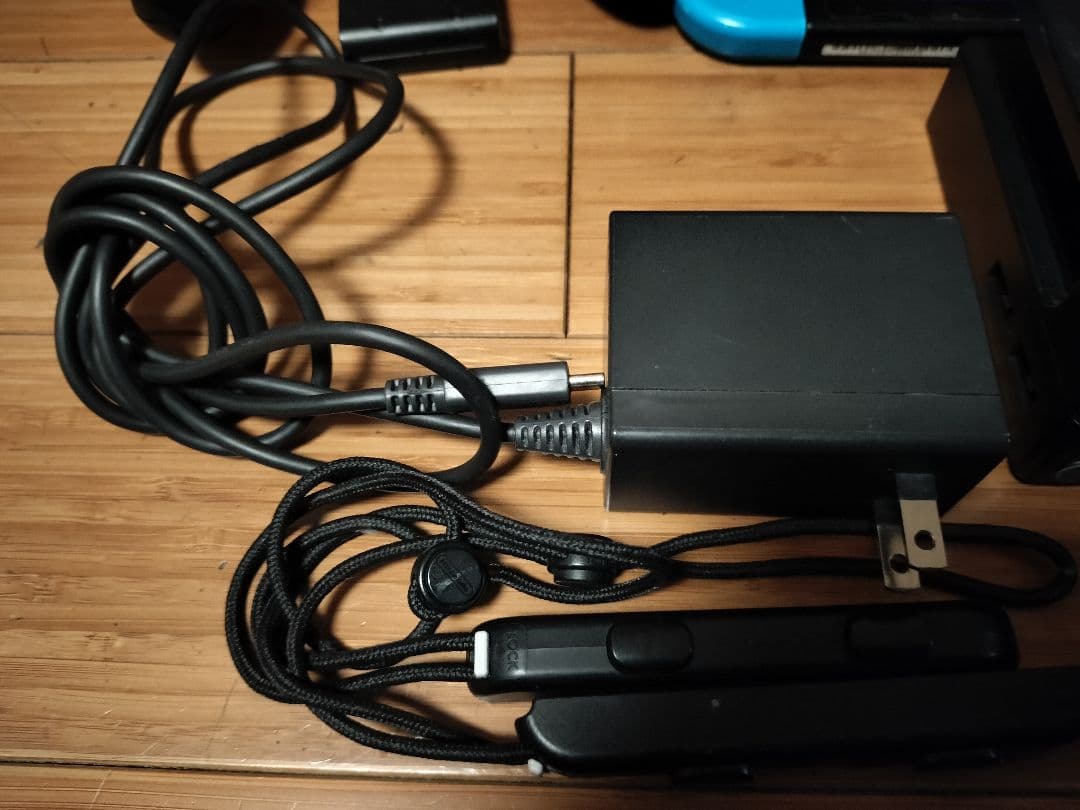 Nintendo Switch 本体 赤/青 一式 ジャンク品 画面破損