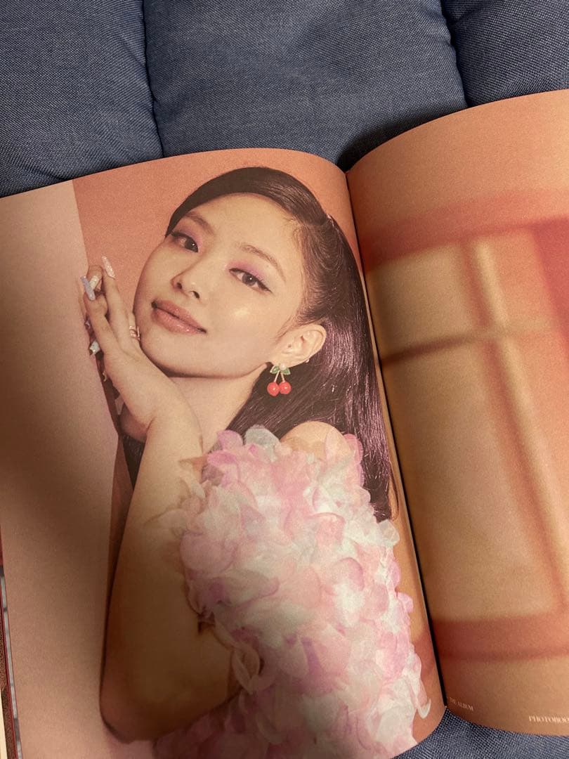 アイドル BLACKPINK 4+1 photobook limited edition