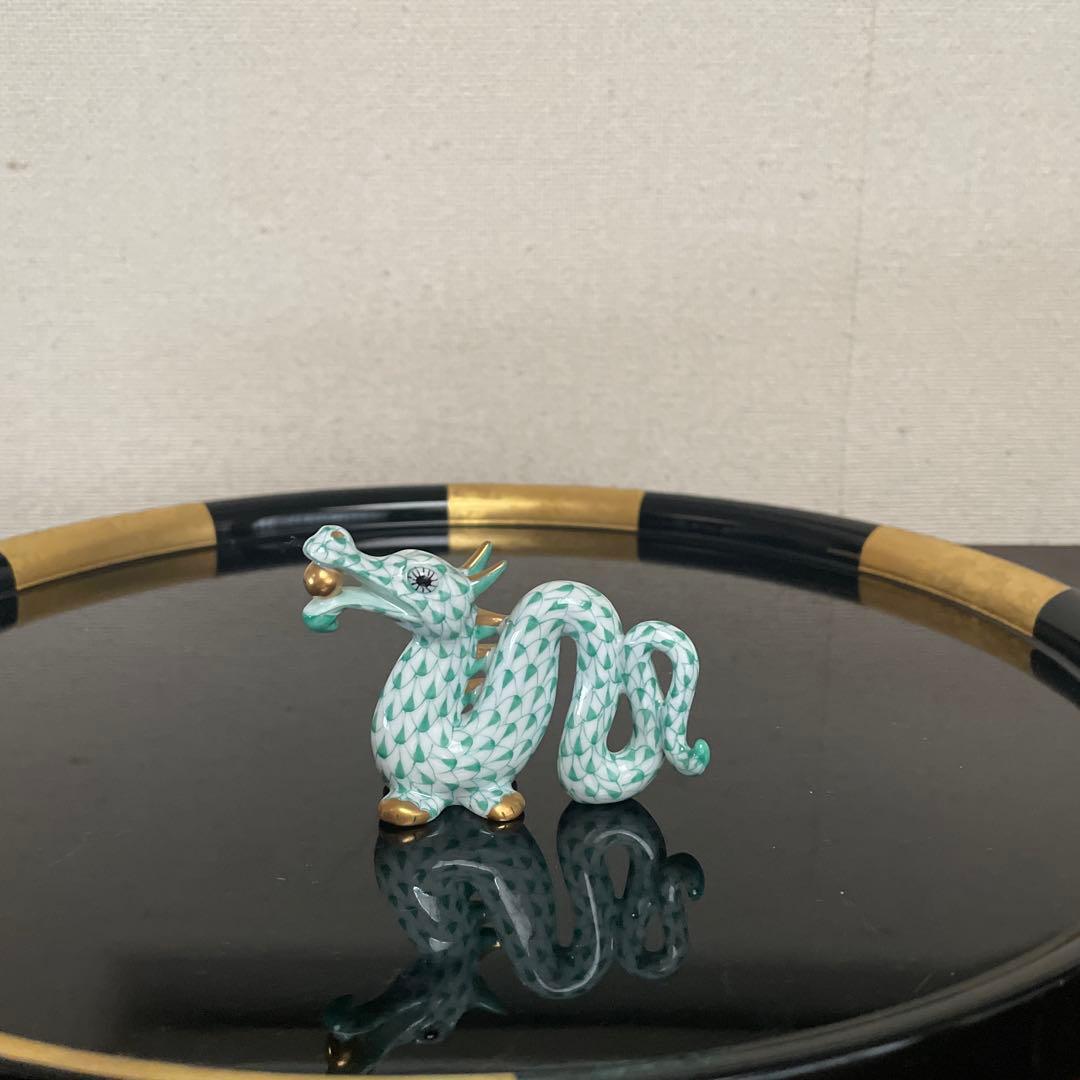 ヘレンド　辰　置き物