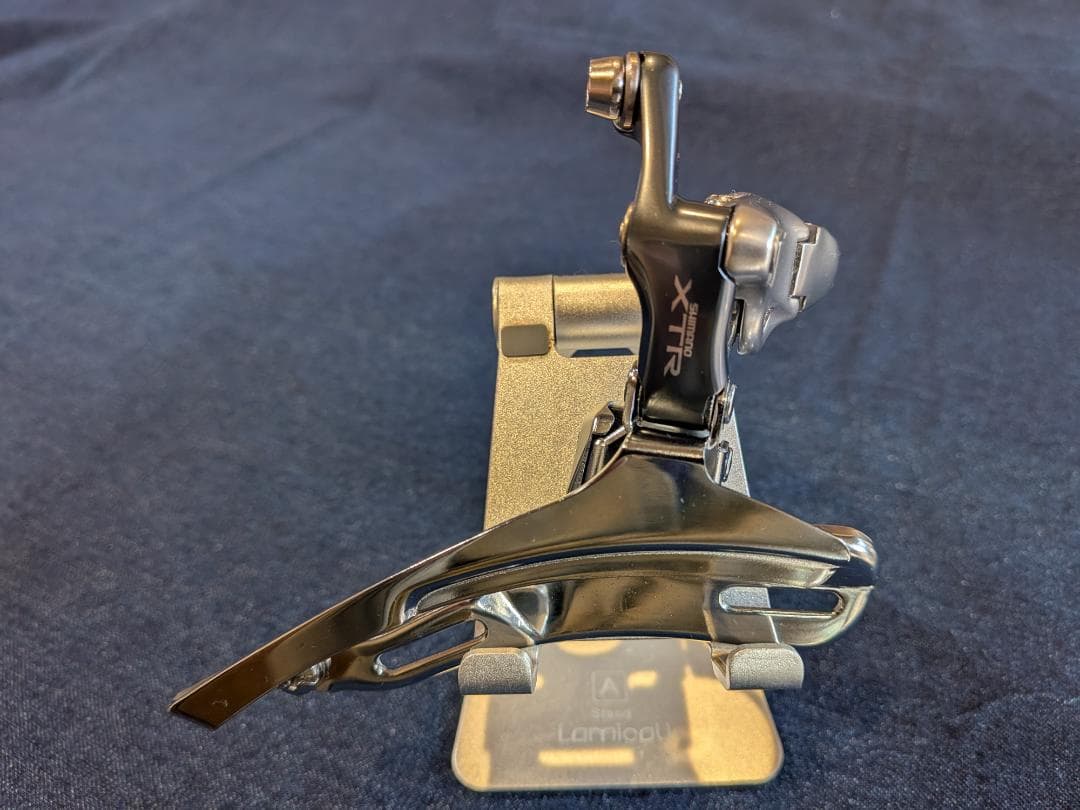 シマノXTR FD-M900 フロントディレーラー バンド径 28.6