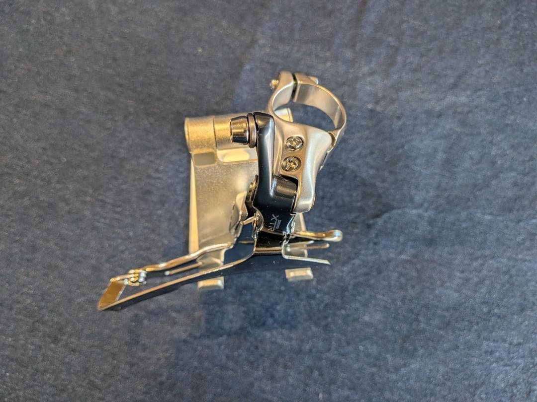 シマノXTR FD-M900 フロントディレーラー バンド径 28.6