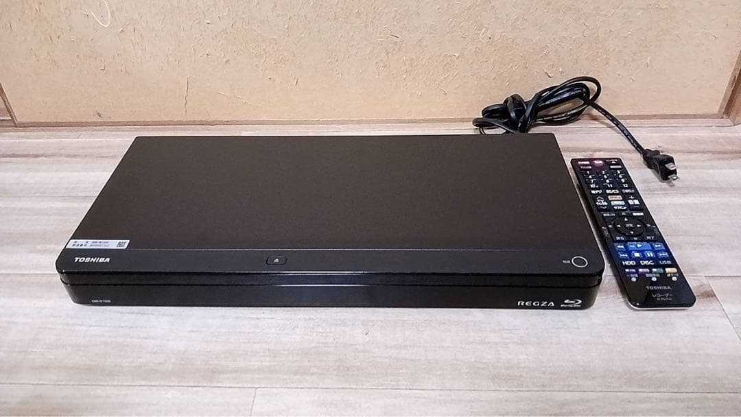 TOSHIBA REGZA BDレコーダー 2018年製 DBR-W1008